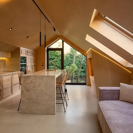 Azor Eco Apartment *